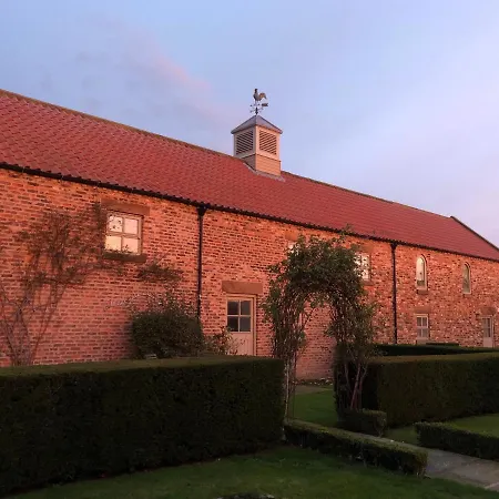 Cherry Tree Barn * Salton