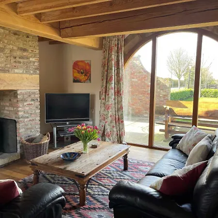 Holiday home Cherry Tree Barn
